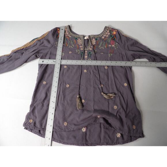 Solitaire Tunic Blouse Womens Large Gray Embroidered Boho Hippie Tassel Keyhole - Picture 7 of 13